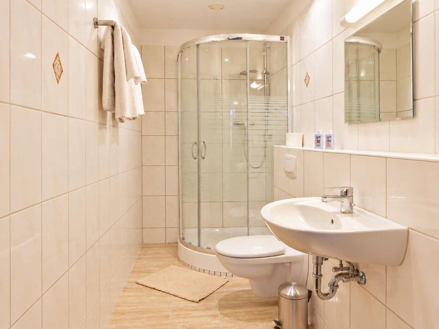 hotel ganita badezimmer